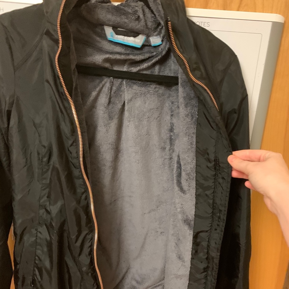Black zip up - Picture 2 of 4